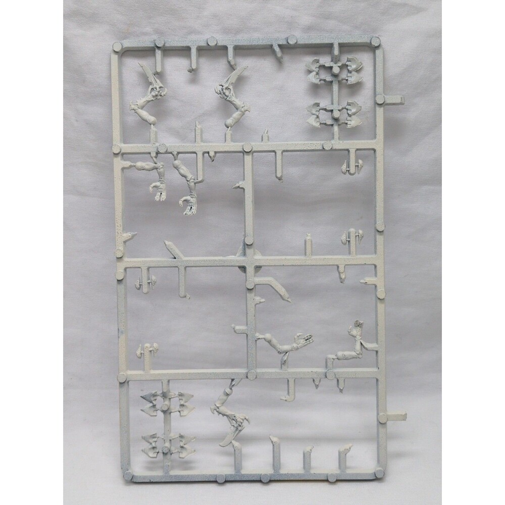 *Incomplete* Warhammer 40K Tyranid Bits